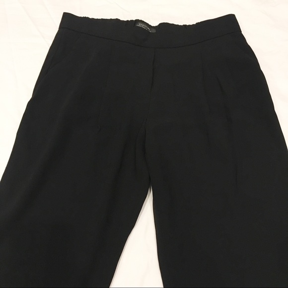 Aritzia Babaton Pleated Hi Rise Crop Pants - Picture 2 of 5